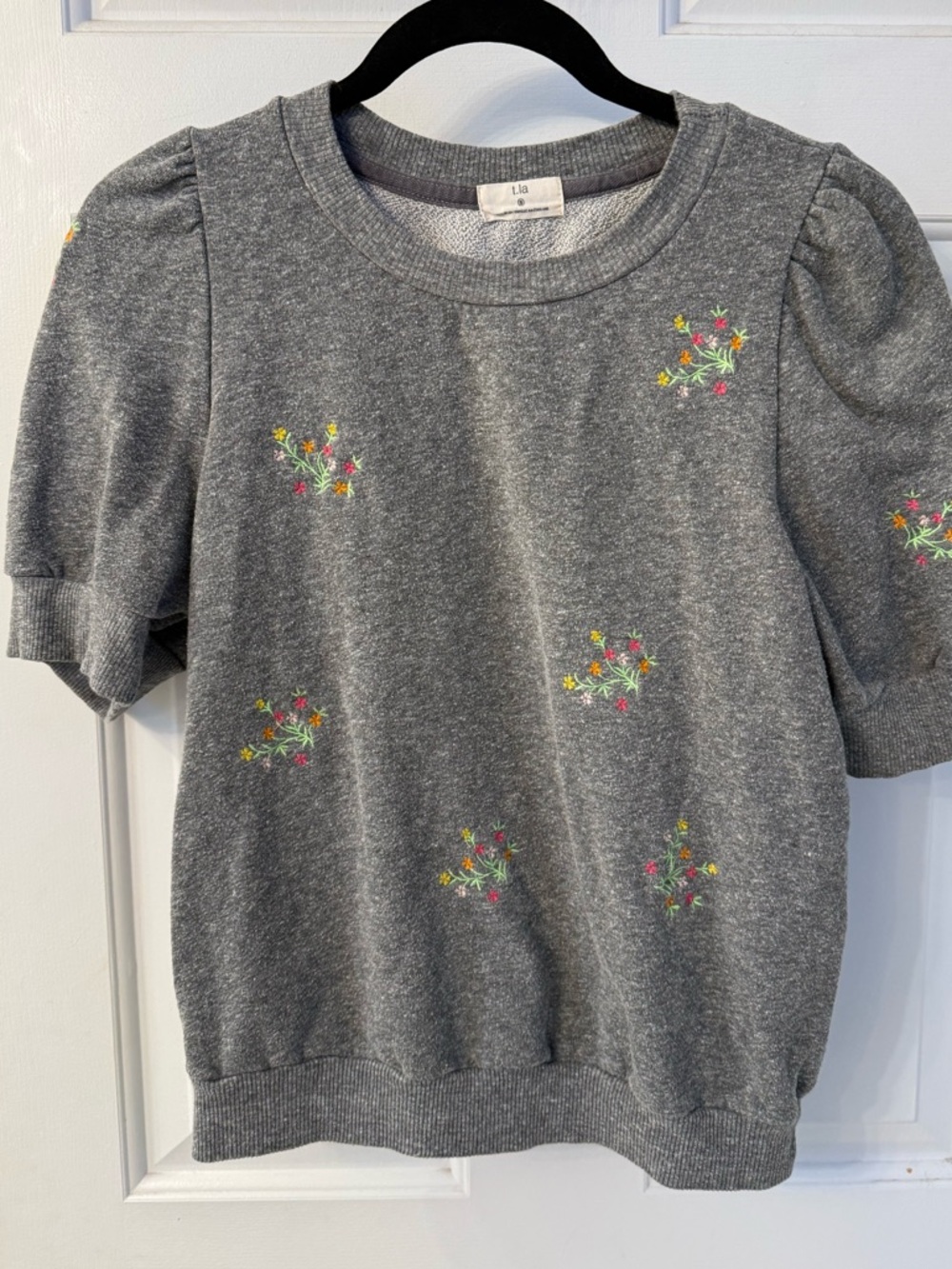 t.la Gray Puff-Sleeve Sweatshirt with Floral Embroidery